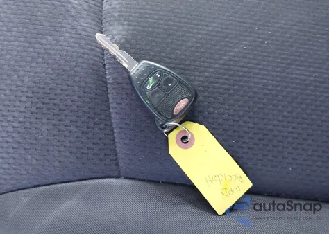 2013 Chrysler 200 Touring z USA, uszkodzony, nr VIN 1C3CCBBB2DN597566